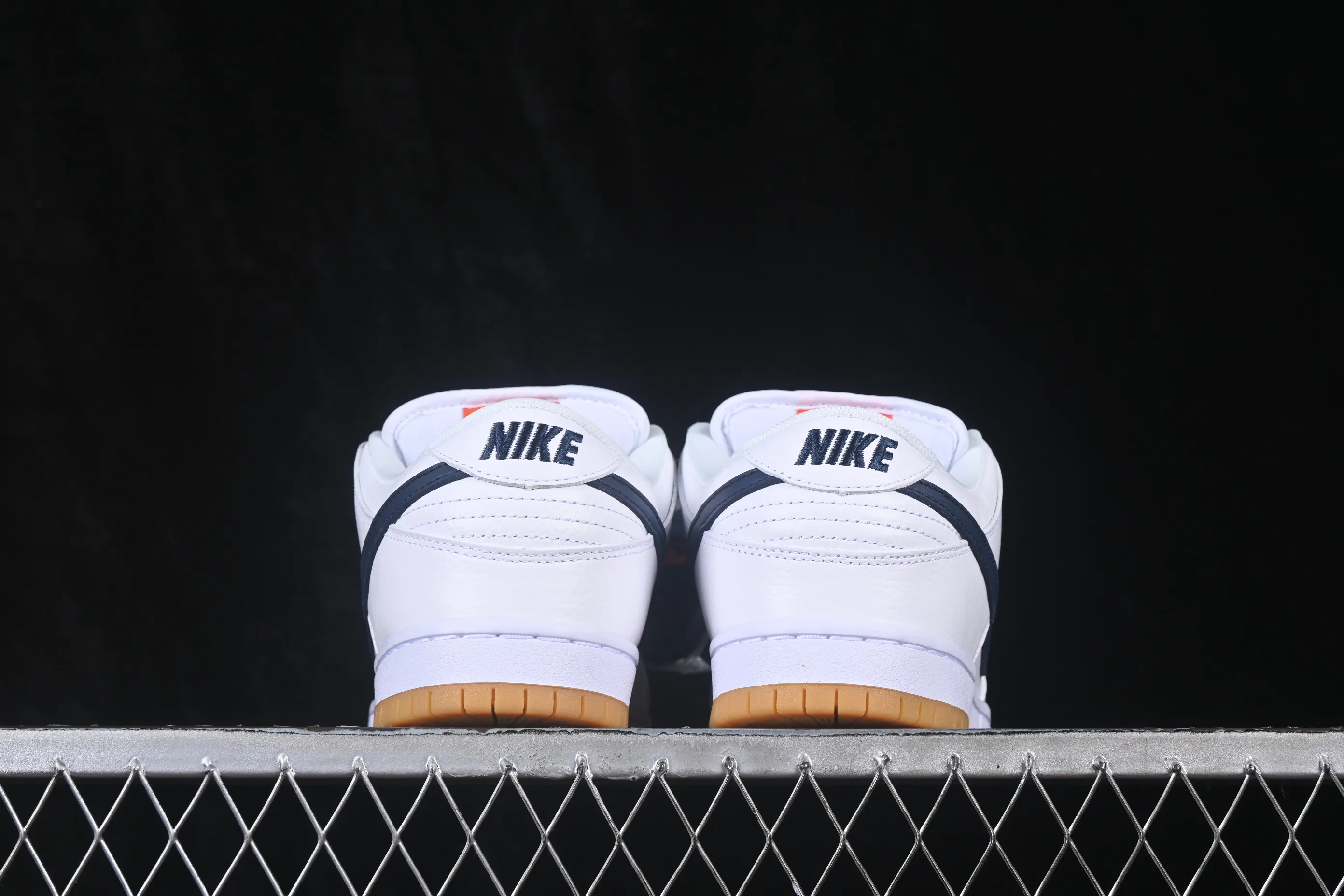 All categories Nk SB Dunk Series Nk SB Dunk Low low-top sneakers Foreign trade version Nike SB Dunk Low Pro ISO dunk series retro first-layer low-top casual sports skateboard shoes CZ2249-100